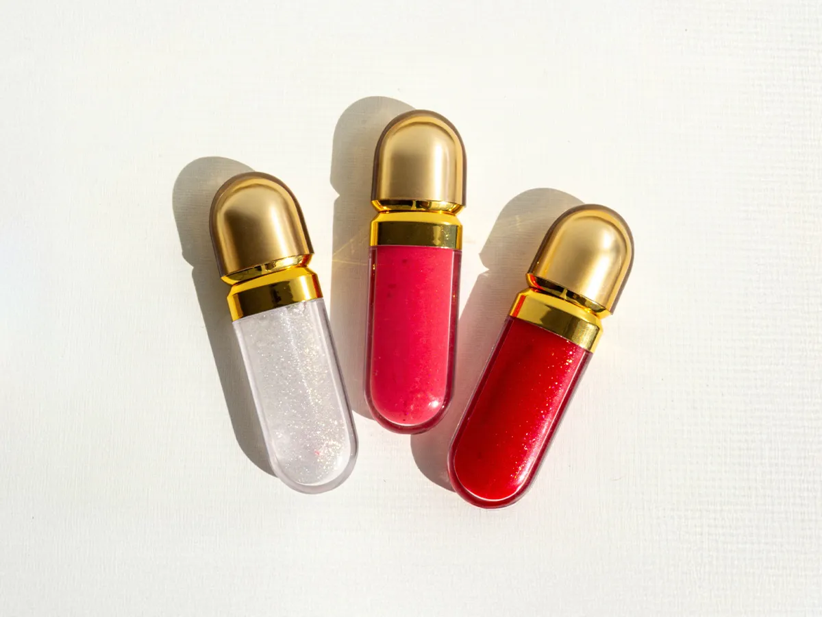 Gloss Kiko Dourado